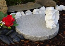 Naturstein Grablaterne
